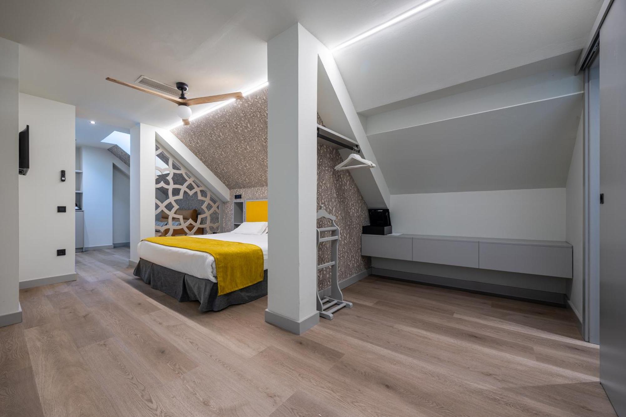 Atarazanas Malaga Boutique Hotel — Foto’s 1